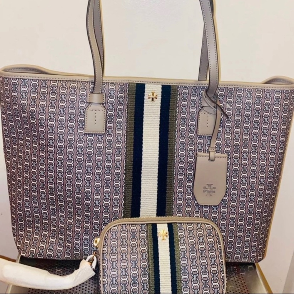 🎉SOLD 🆕 Tory Burch Gemini Link Tote Bag Wristlet